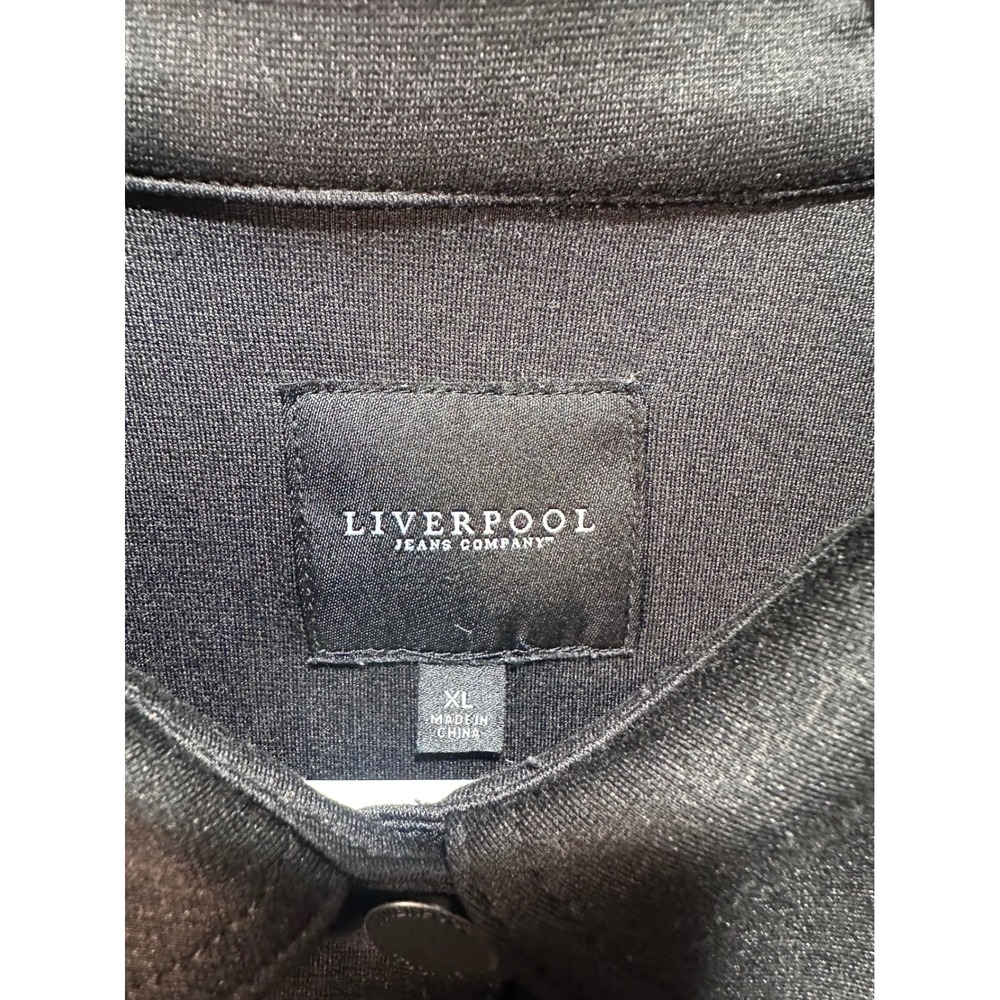 Black Collared Button Down Jacket‎ with Pockets C… - image 5